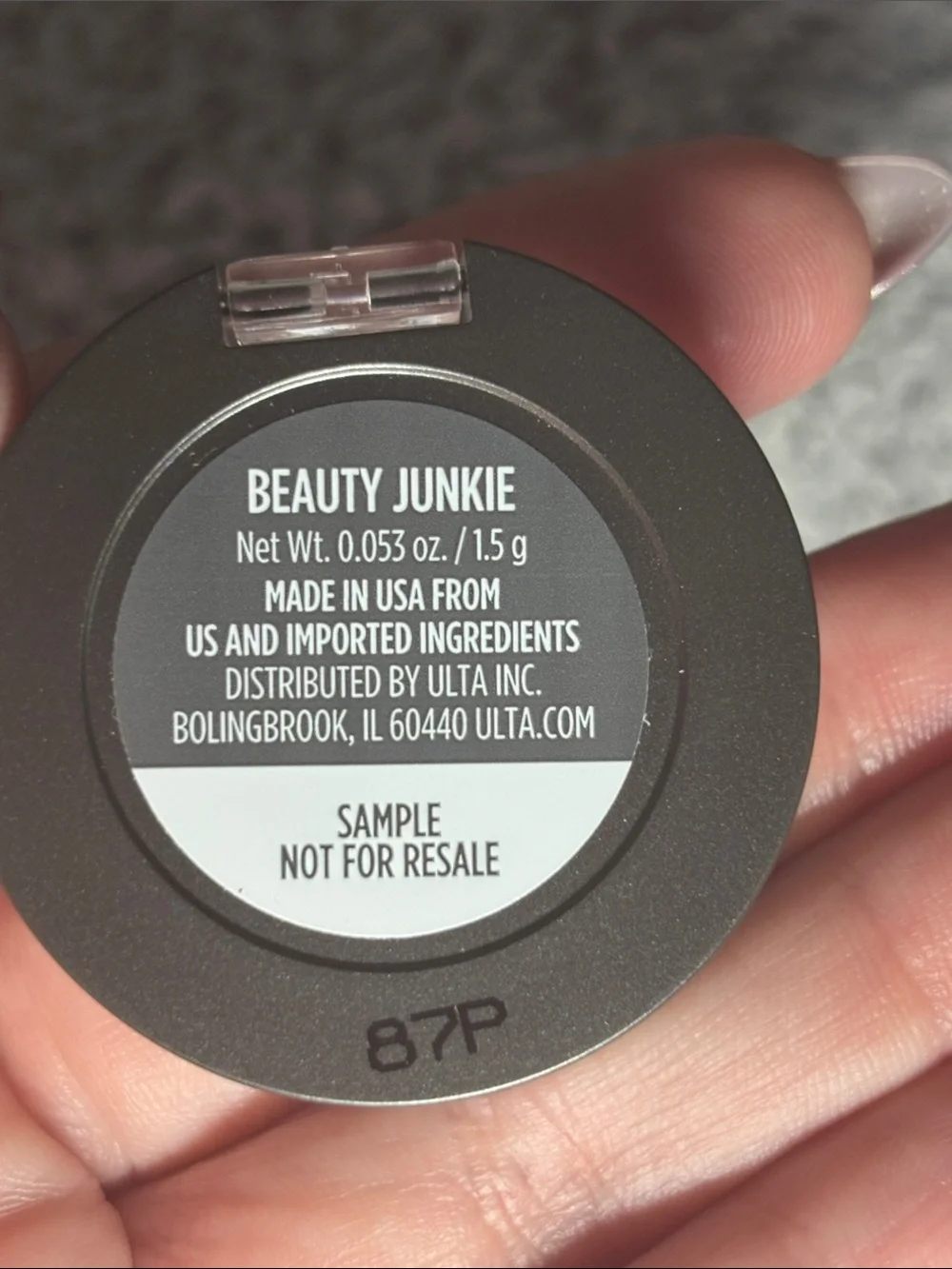 Ulta Beauty Shimmer Single Eyeshadow in shade BEAUTY JUNKIE 💗 🆕